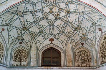 Fototapeta premium Exterior of the Naubat Khana (Drum house), Red Fort, New Delhi, India, Asia