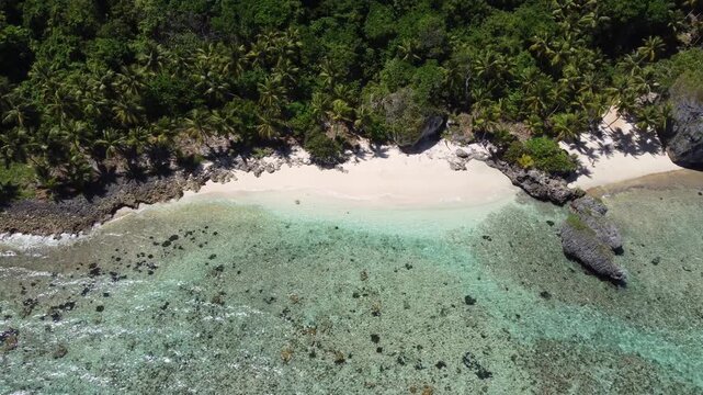 Front&oacute;n Beach, Playa Front&oacute;n, Saman&aacute;, Dominican Republic Drone Footage