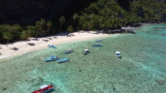 Front&oacute;n Beach, Playa Front&oacute;n, Saman&aacute;, Dominican Republic Drone Footage