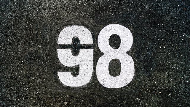 98」の写真素材 | 21,679件の無料イラスト画像 | Adobe Stock