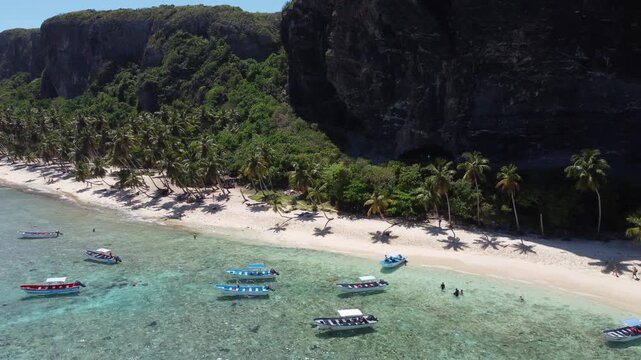 Front&oacute;n Beach, Playa Front&oacute;n, Saman&aacute;, Dominican Republic Drone Footage