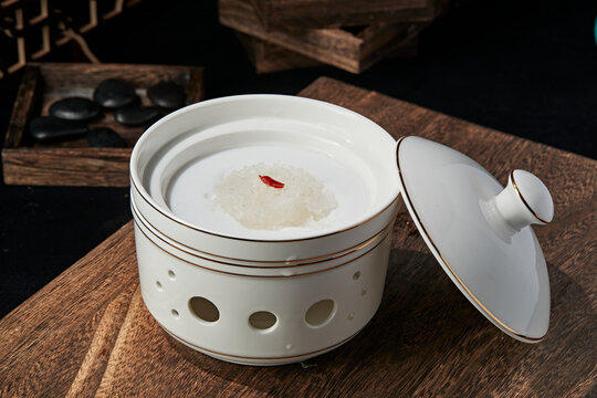 Coconut Milk Bird's Nest Stewed with Snow Frog