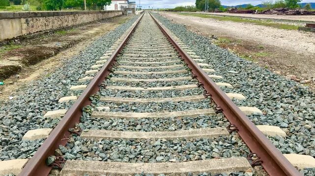 Vias de tren solitarias 