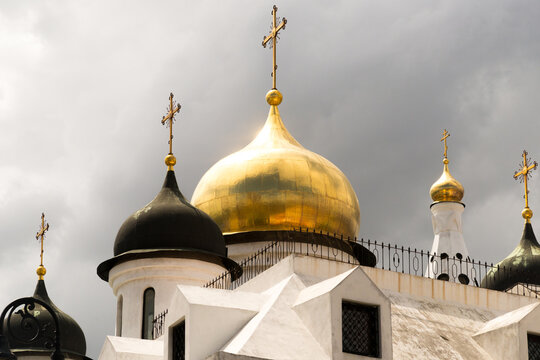 Cuba, Havana.  Golden dome atop Russian Orthodox cathedral, Our Lady of Kaz&aacute;n.