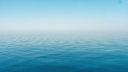 Obraz premium Serene blue ocean horizon under a clear sky