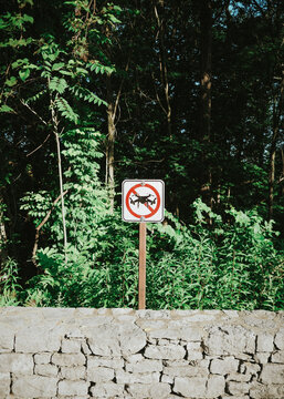 No drone flight zone sign