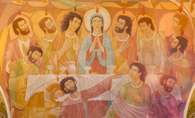 Fototapeta premium CREMA, ITALY - MARCH 20, 2026: The detail of ceiling fresco in sacristy (Pentecost) of the church Santuario di Santa Maria della Croce by Rosario Follini (1998).