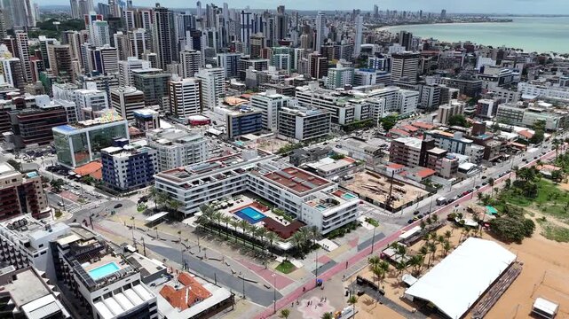 Praia de Cabo Branco, mar em Jo&atilde;o Pessoa, Para&iacute;ba, Brasil