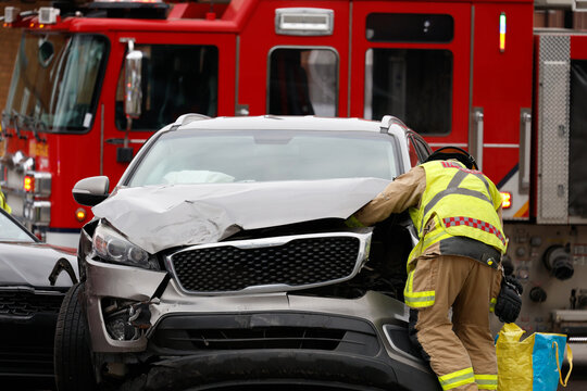 accident de la route et pompier