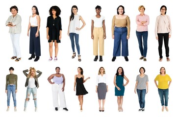 Obraz premium Diverse women standing together confidently