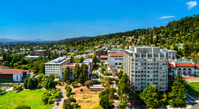 High angle view of Evans Hall and the University of California Berkeley campus buildings against the Berkeley Hills in San Francisco Bay area, California, USA