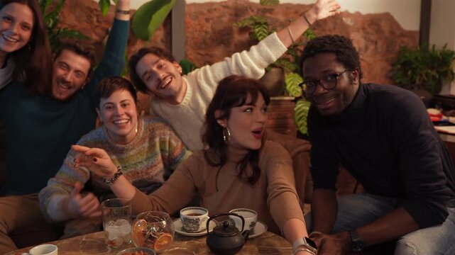 Cultural fusion in caf&eacute;