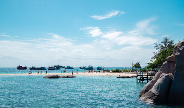 beach people on koh nang yuan island thailand