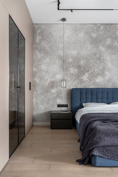Apartment in contemporary style with textured wall