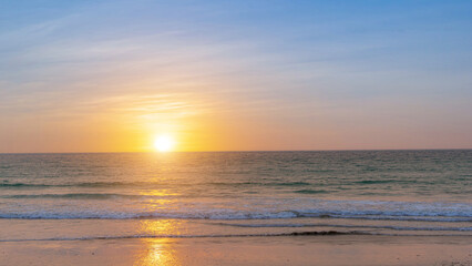 Obraz premium Beautiful sunset over Andaman sea, evening time