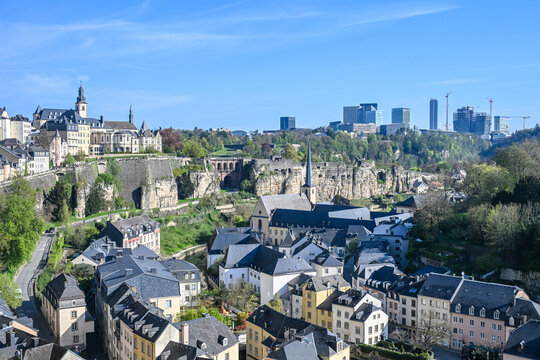 Grand duch&eacute; de Luxembourg capitale ville tourisme eglise saint Michel et Kirchberg