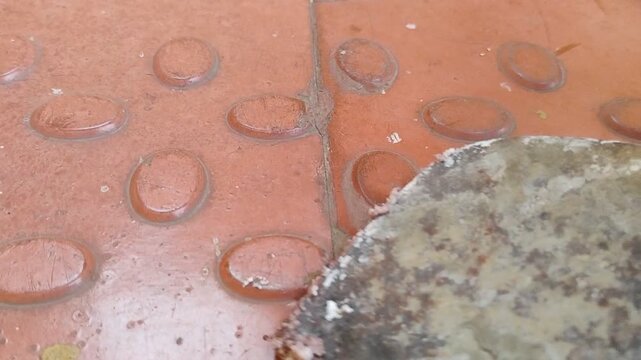 Filling the gap with cement
