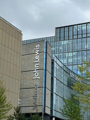 Obraz premium London, England April 16, 2026 John Lewis sign