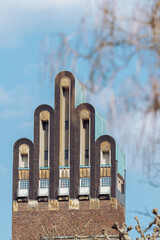 Obraz premium Hochzeitsturm Darmstadt — Art Nouveau Wedding Tower, Mathildenhöhe UNESCO World Heritage, Germany 