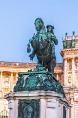 Obraz premium Prince Eugene Equestrian statue bronze monument Vienna Heldenplatz Austria 
