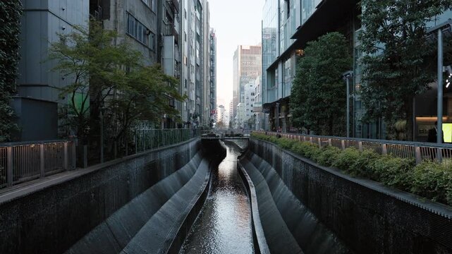 Tokyo Scene  :  Ancient River Revived in Modern Times with a Promenade Behind the Skyscrapers  |  Shibuya River, Tokyo, Japan