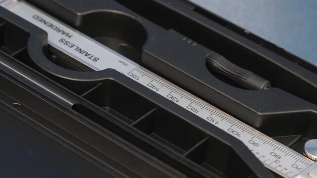 A caliper with an electronic display for measuring parameters.