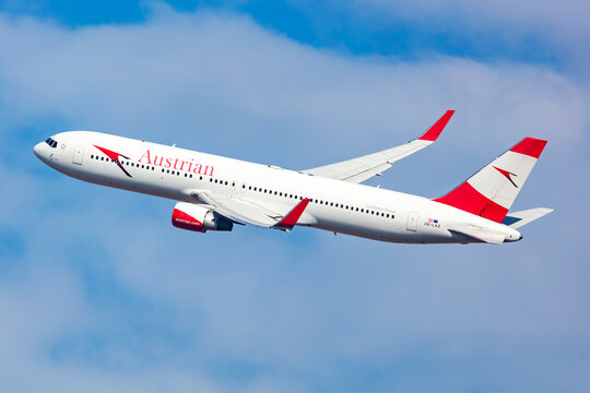Austrian Airlines Boeing 767-300 (OE-LAZ) climbing after takeoff from Vienna International Airport on October 14, 2023 in Vienna, Austria