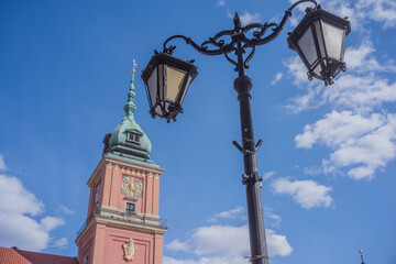 Latarnia na Starym Mieście w Warszawie © witan