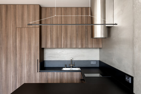 Apartment in contemporary style with wooden kitchen