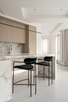 Light apartment in contemporary style with kitchen zone