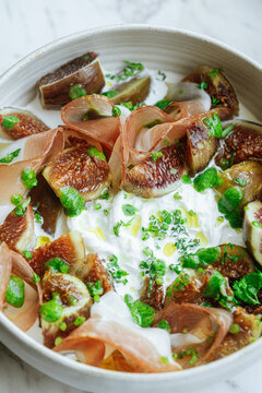 Burrata with figs and prosciutto