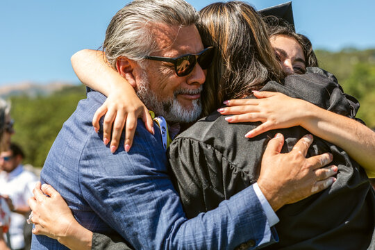 Graduation Heartfelt Embraces Father Celebration
