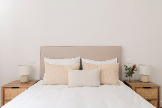 Minimal Symmetrical Bedroom