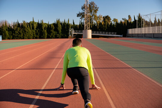 Runner preparing for the start