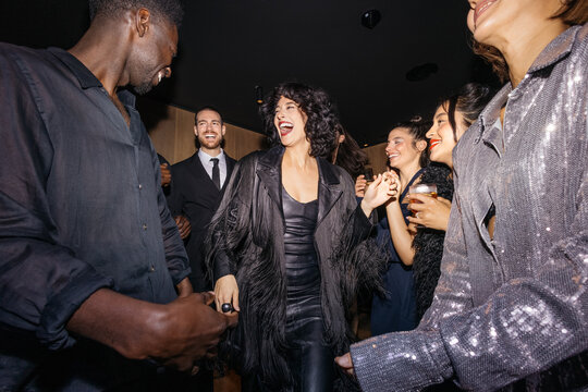Cool party
