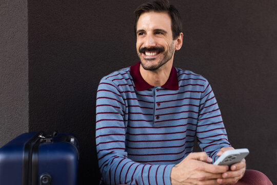 Happy pause with phone
