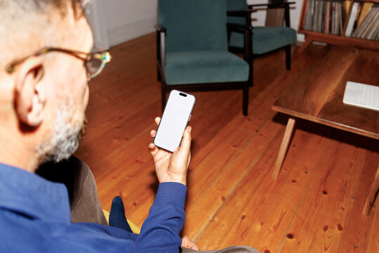 Casual couch device use