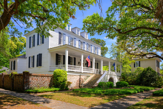 The historic Martha Allston Pyatt House, built in 1790 along Highmarket Street and in the National Registry Historic District of Georgetown, South Carolina, Southern USA.