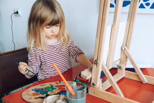 Kid painting
