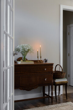 Peek into entryway of home 