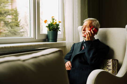 Senior man making a phone call