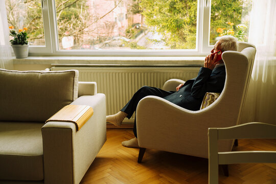 Senior man talking on mobile phone 