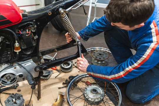 Repairing Rear Shock Absorber and Wheel on Classic Motorbike