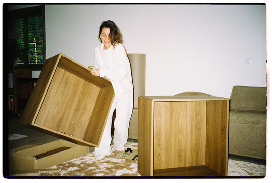 Joyful furniture assembly