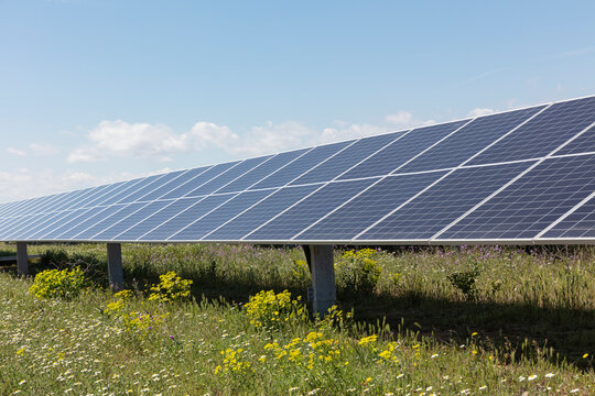 Solar photovoltaic power plant