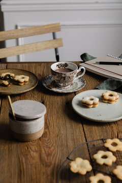 Coffee Break with Notebook