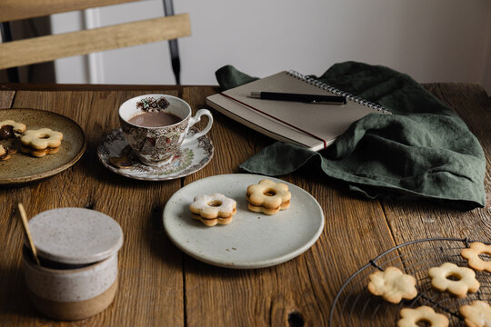 Coffee Break with Notebook