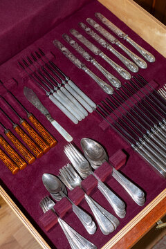 Cutlery Drawer knife, spoon, fork 