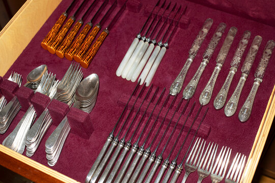 Cutlery Drawer with felt 