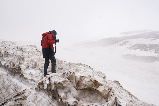 Photographing Snow and Mist in the Himalayas